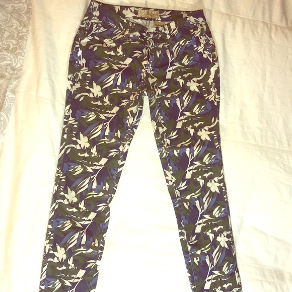 Hybrid & company Pants - Colorful jegging pants